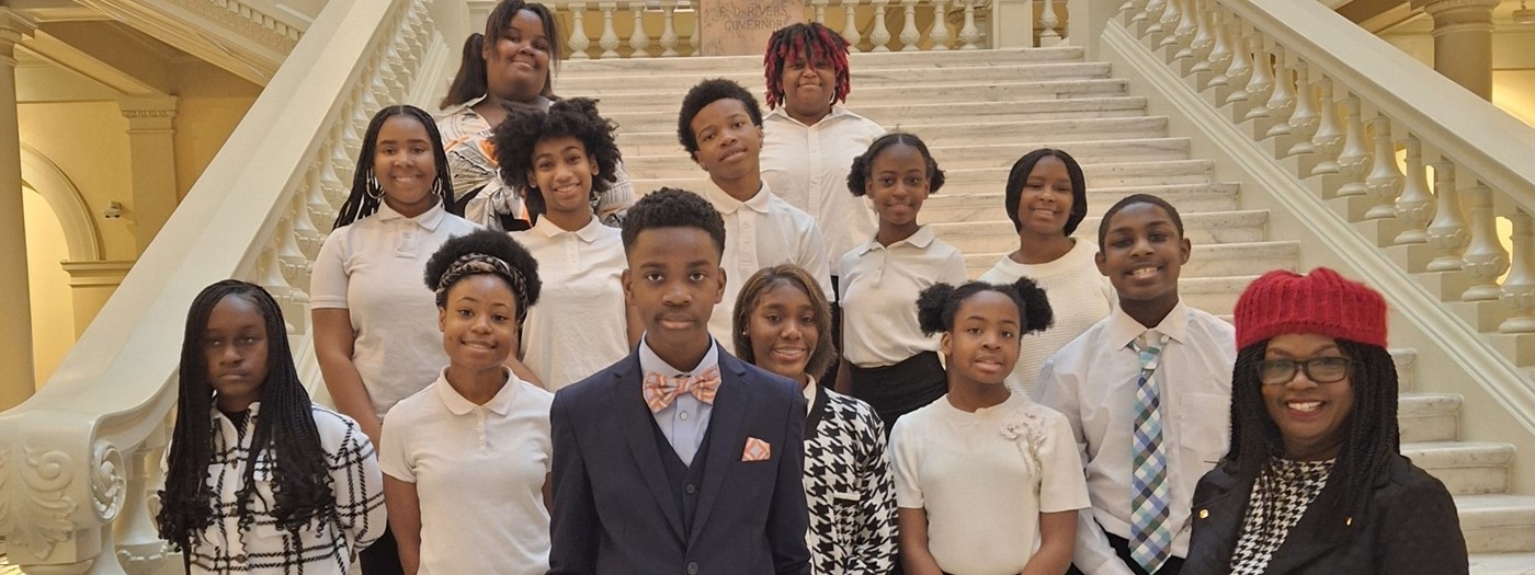 Ms. McDonald and CMS FCCLA group on the steps at the Georgia Capitol Building